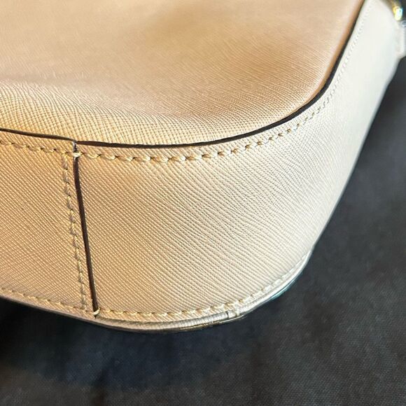 Kate Spade Beige Crossbody Bag Great Condition - Picture 8 of 11